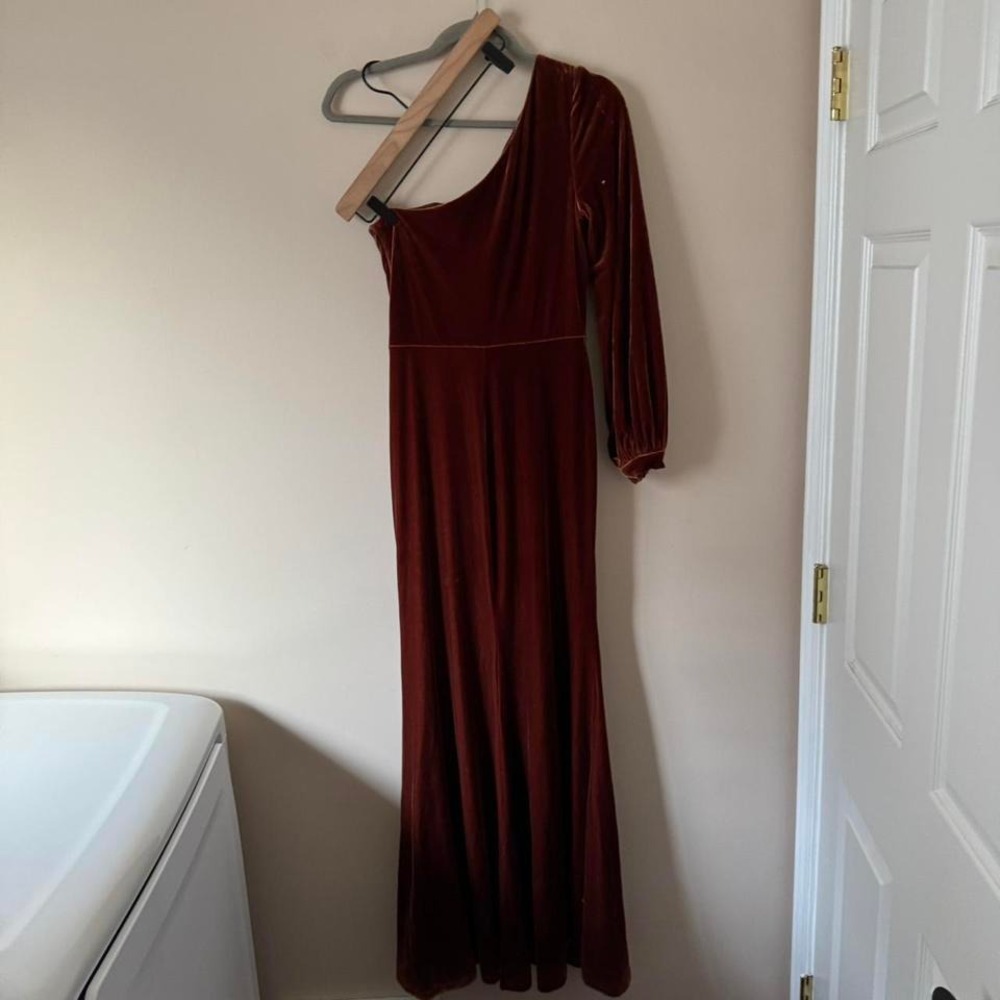 Revelry Orange Velvet One Shoulder Dress Bachelorette Wedding Size 6 Maxi Formal - Picture 7 of 8
